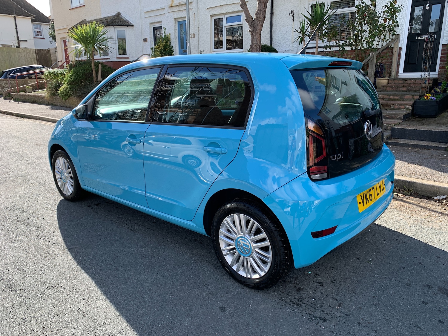 Used Volkswagen up! 2017 for sale - 77113145: Photo 5