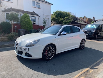 Used Alfa Romeo Giulietta 2011 for sale - 77113152: Photo