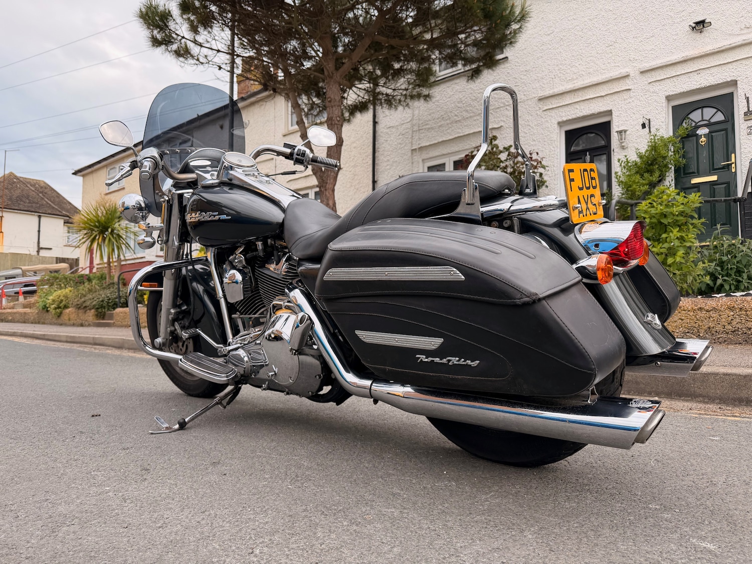Used Harley-Davidson TOURING ROAD KING CUSTOM 2006 for sale - 78633246: Photo 3