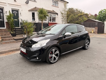 Used Peugeot 208 2017 for sale - 79427908: Photo