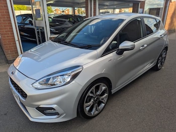 Used Ford Fiesta 2019 for sale - 76156983: Photo 2