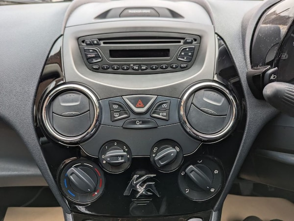 Used Ford Ka 2015 for sale - 76231522: Photo 14