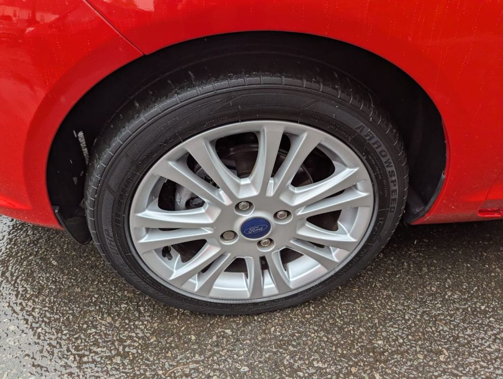 Used Ford Fiesta 2014 for sale - 76541674: Photo 4