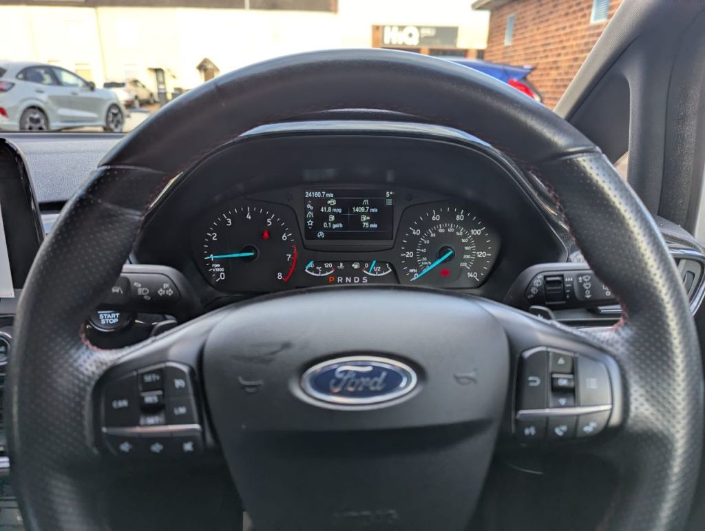 Used Ford Fiesta 2020 for sale - 76649989: Photo 11