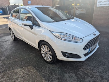 2017 - 1.0 EcoBoost 125 Titanium 5dr