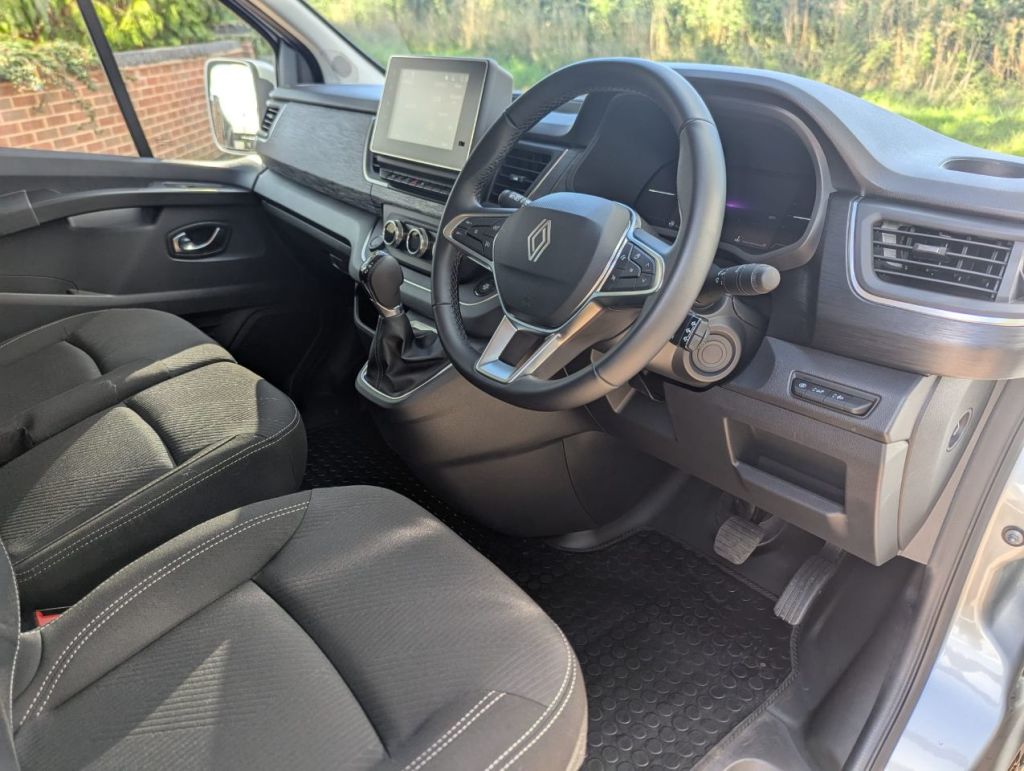 Used Renault Trafic 2025 for sale - 76156975: Photo 4