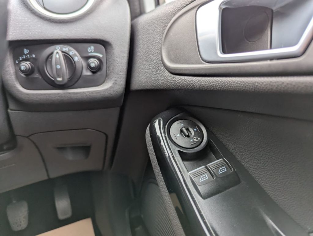 Used Ford Fiesta 2016 for sale - 76363182: Photo 12