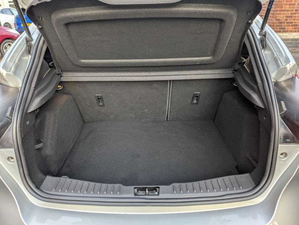 Used Ford Focus 2018 for sale - 76891927: Photo 9