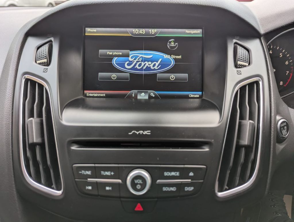 Used Ford Focus 2015 for sale - 76531271: Photo 15