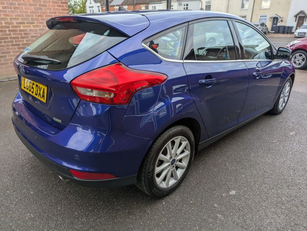 Used Ford Focus 2015 for sale - 76531271: Photo 4