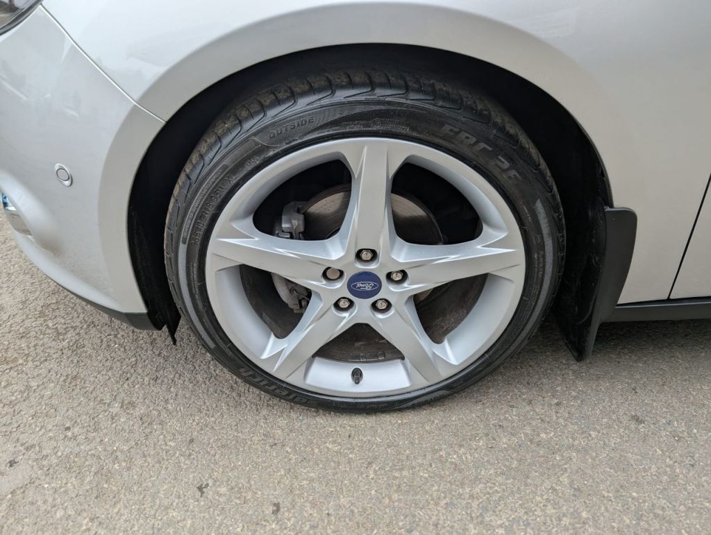 Used Ford Focus 2014 for sale - 77463292: Photo 4