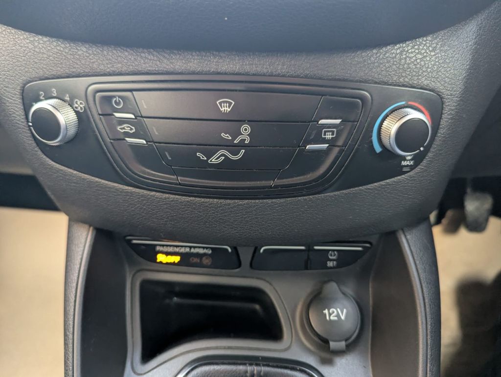 Used Ford Transit Courier 2014 for sale - 76904819: Photo 17