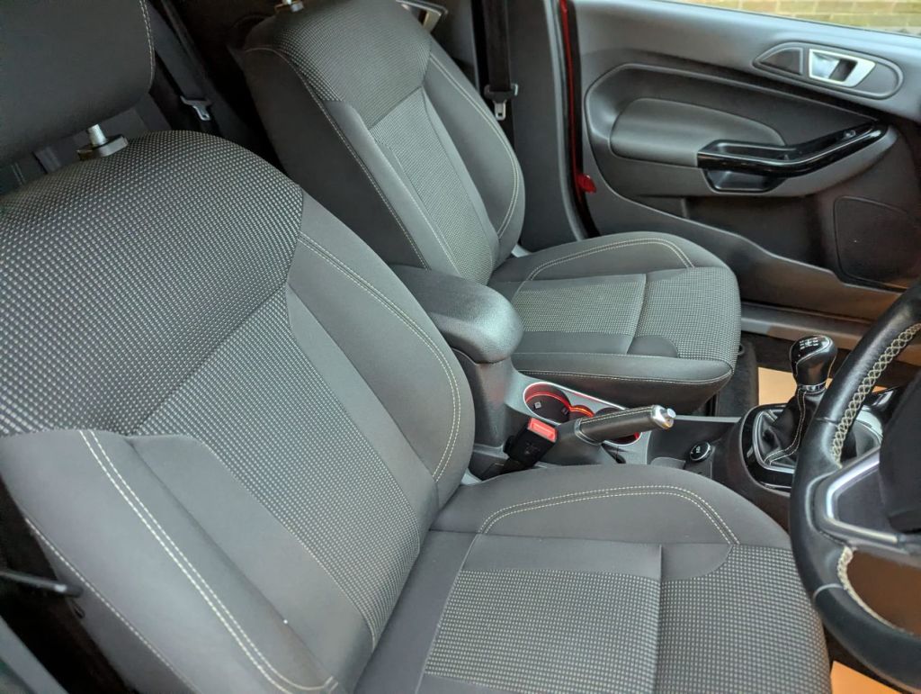 Used Ford Fiesta 2017 for sale - 77310820: Photo 10