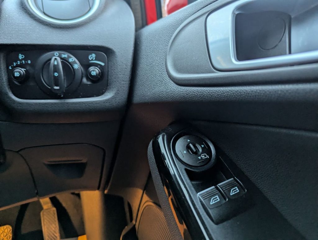 Used Ford Fiesta 2017 for sale - 77310820: Photo 13