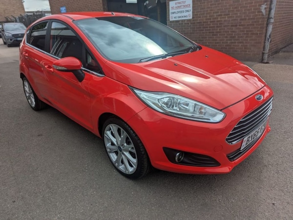 Used Ford Fiesta 2015 for sale - 75523761: Photo 1