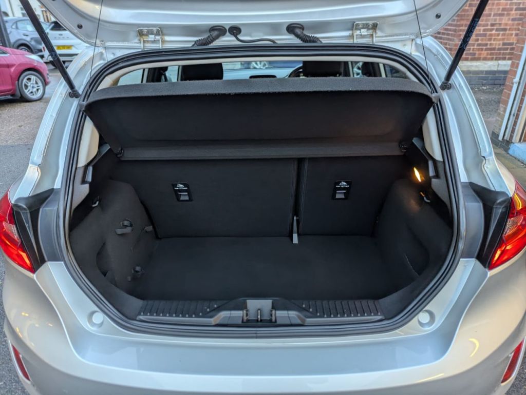 Used Ford Fiesta 2018 for sale - 76904820: Photo 10