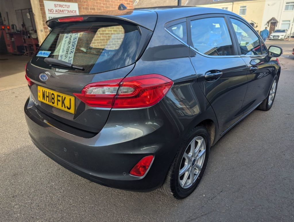 Used Ford Fiesta 2018 for sale - 76080019: Photo 2
