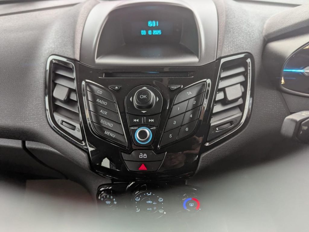 Used Ford Fiesta 2014 for sale - 77001735: Photo 12