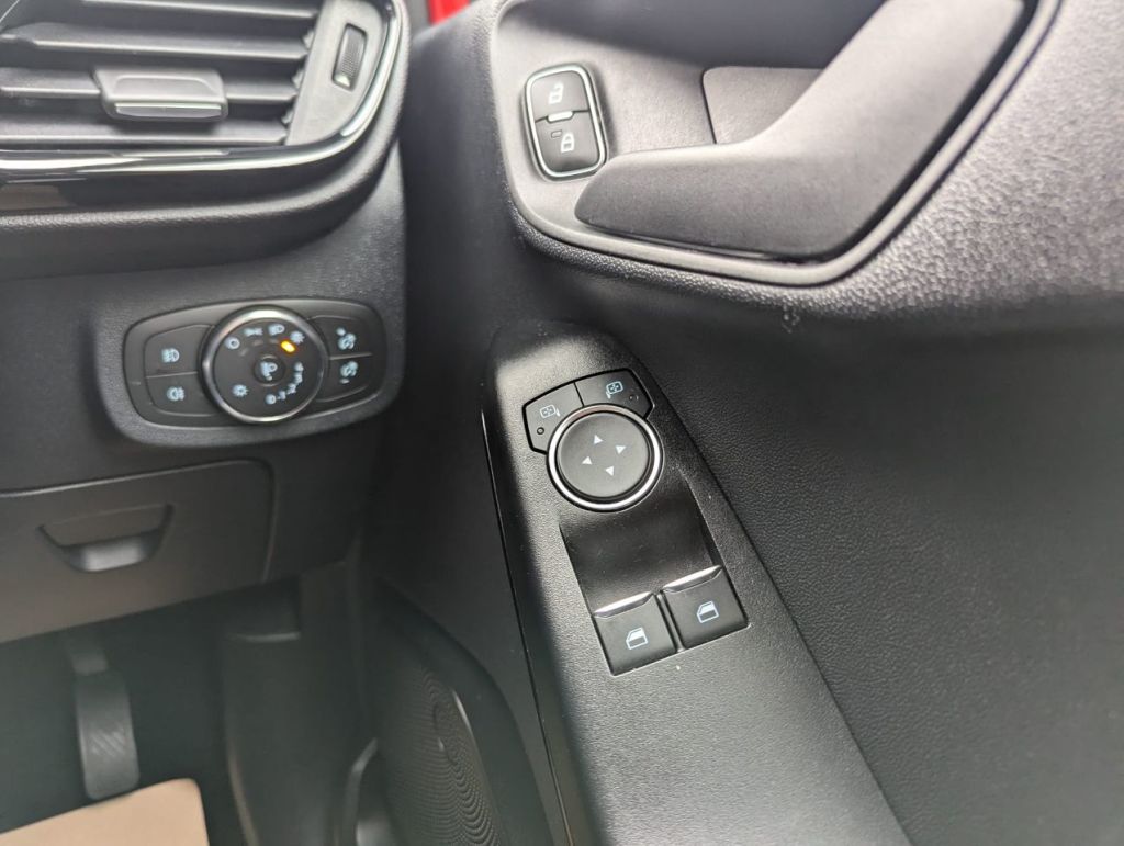 Used Ford Fiesta 2020 for sale - 76363173: Photo 12