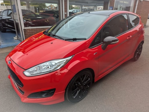 Used Ford Fiesta 2017 for sale - 76235229: Photo 3
