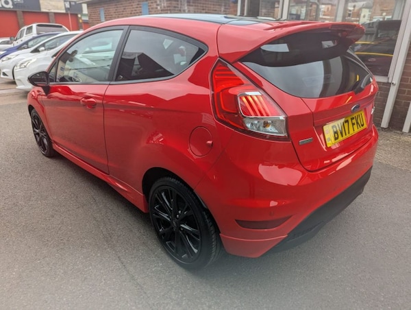 Used Ford Fiesta 2017 for sale - 76235229: Photo 4