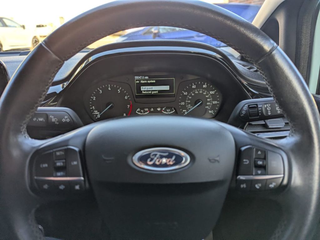 Used Ford Fiesta 2017 for sale - 76649987: Photo 11