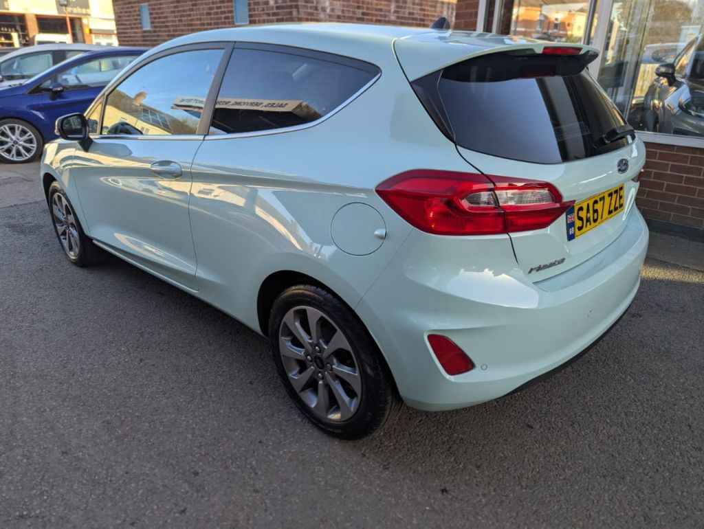 Used Ford Fiesta 2017 for sale - 76649987: Photo 3