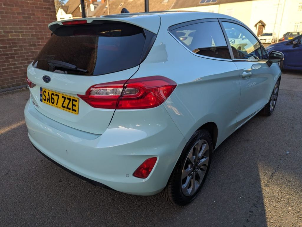 Used Ford Fiesta 2017 for sale - 76649987: Photo 5