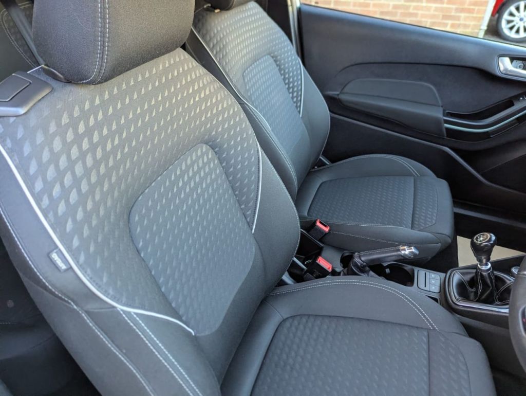 Used Ford Fiesta 2017 for sale - 76649987: Photo 7