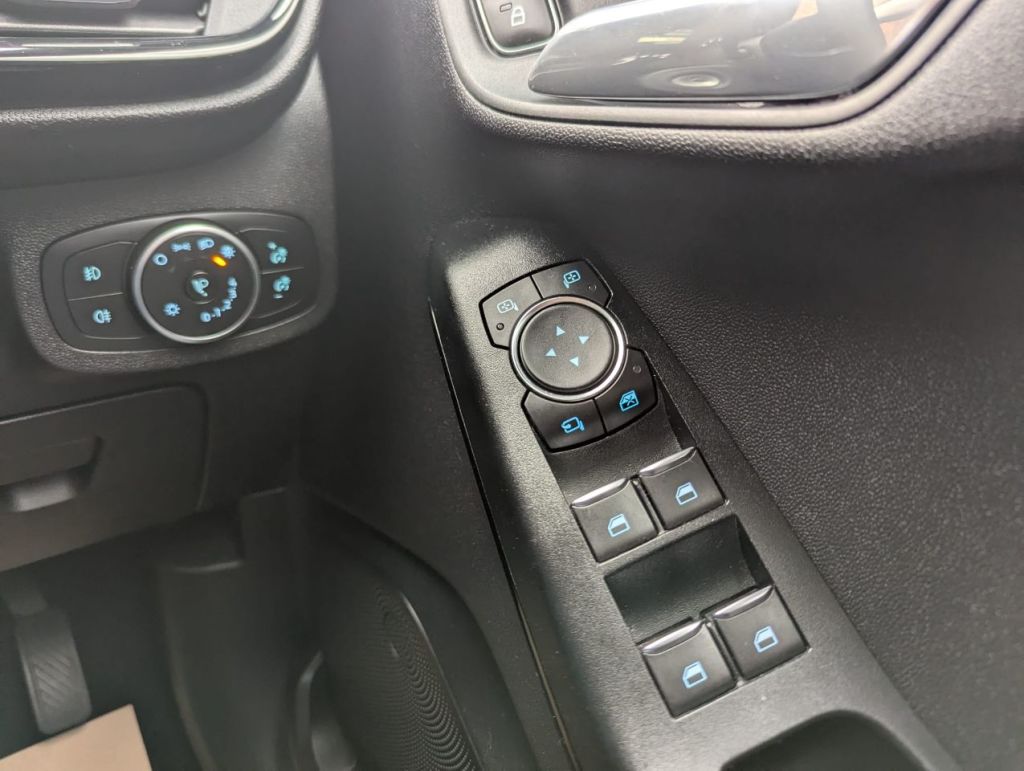 Used Ford Fiesta 2019 for sale - 76546091: Photo 12