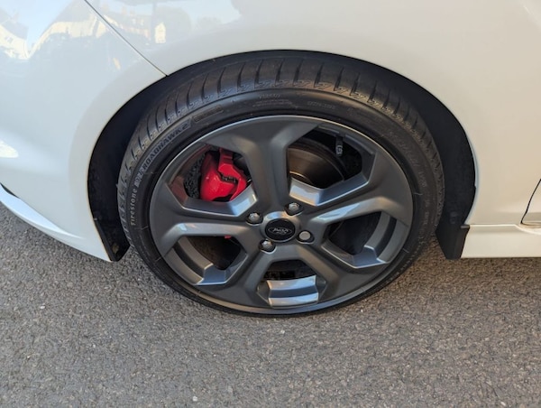 Used Ford Fiesta 2017 for sale - 76156982: Photo 2