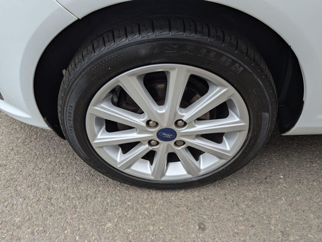 Used Ford Fiesta 2017 for sale - 76706311: Photo 11