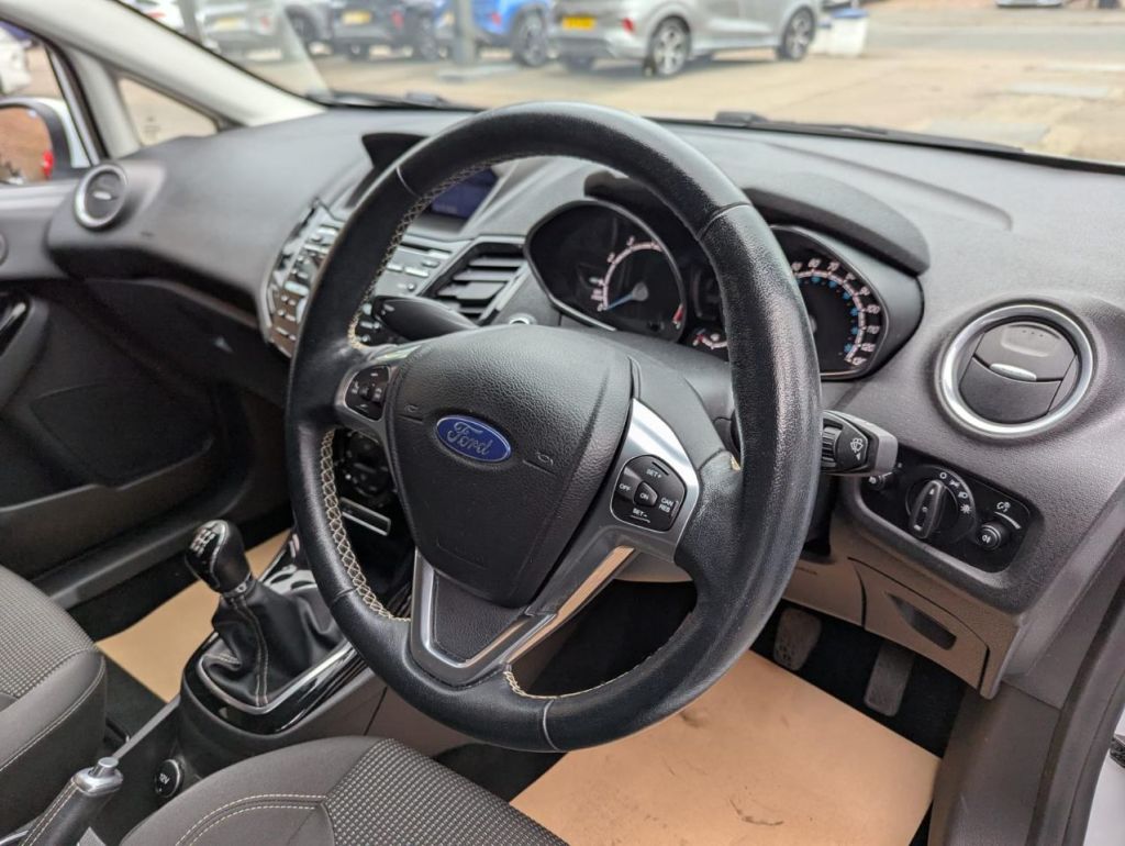 Used Ford Fiesta 2017 for sale - 76706311: Photo 3