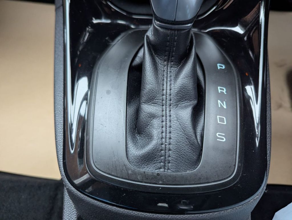 Used Ford Fiesta 2015 for sale - 76266364: Photo 11