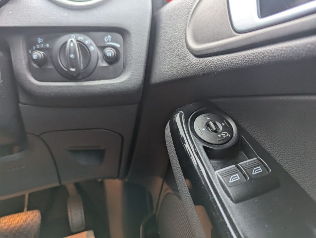 Used Ford Fiesta 2015 for sale - 76266364: Photo 15