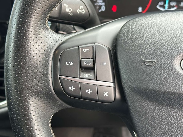 Used Ford Fiesta 2018 for sale - 76210025: Photo 19