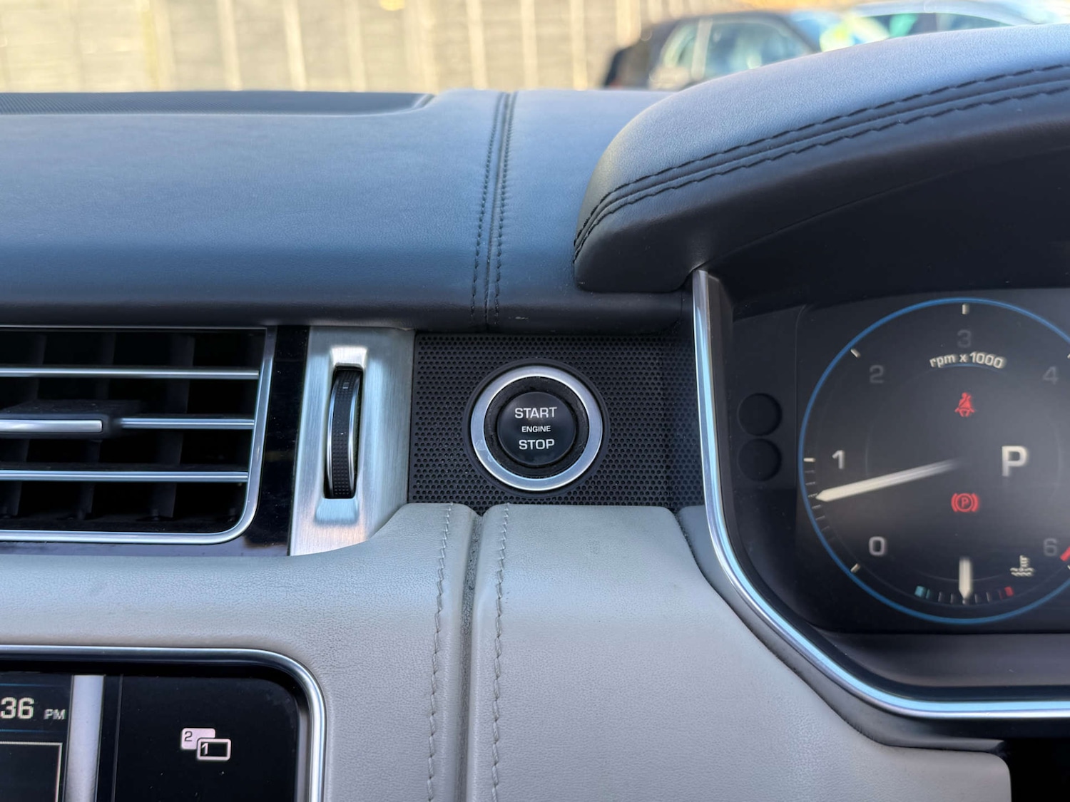 Used Land Rover Range Rover 2013 for sale - 77200684: Photo 27