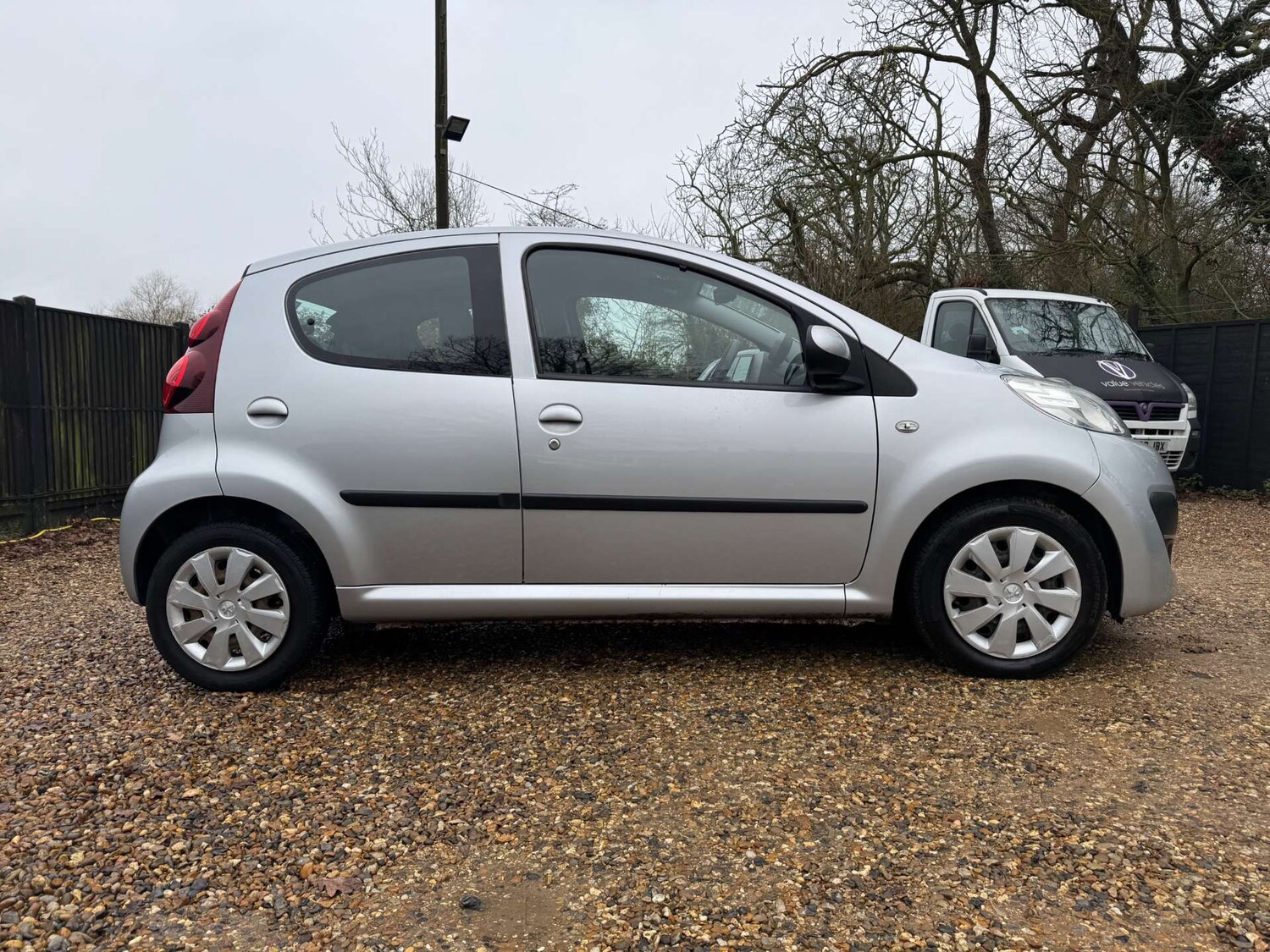 Used Peugeot 107 2014 for sale - 77506871: Photo 8