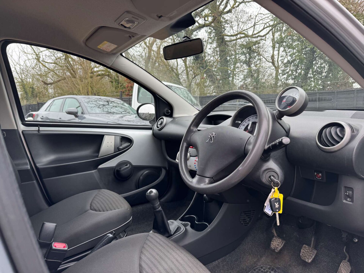 Used Peugeot 107 2014 for sale - 77506871: Photo 9