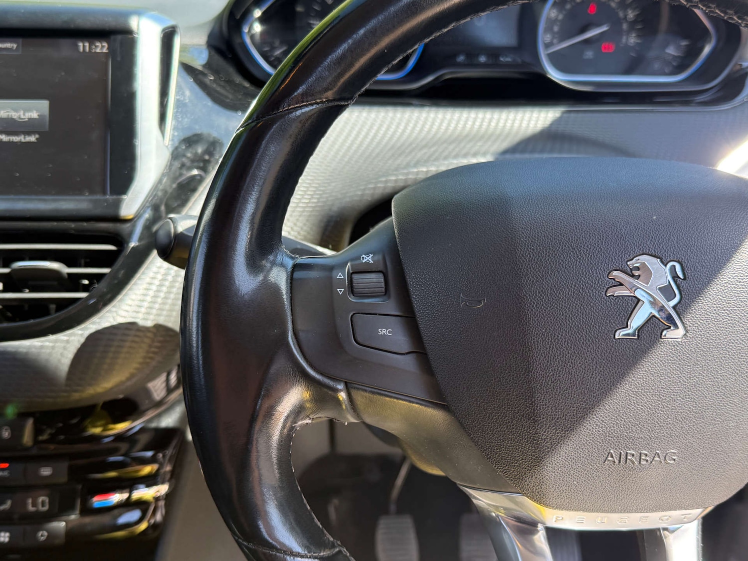 Used Peugeot 2008 2017 for sale - 76481383: Photo 26