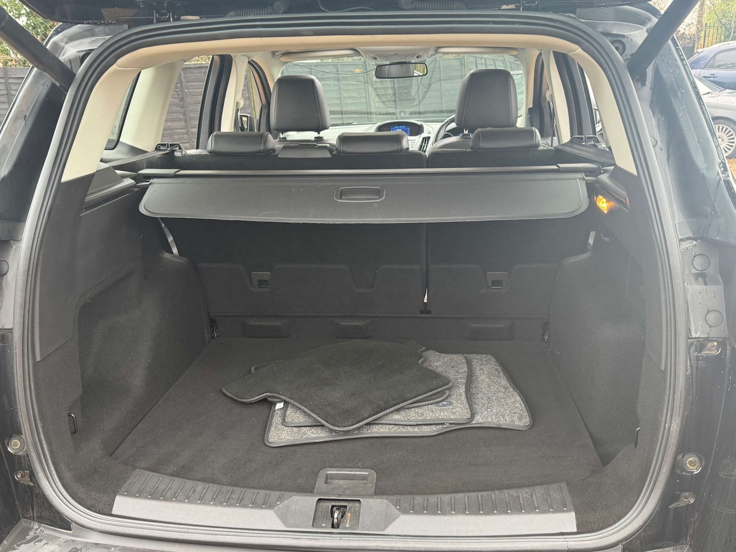 Used Ford Kuga 2013 for sale - 77288507: Photo 12