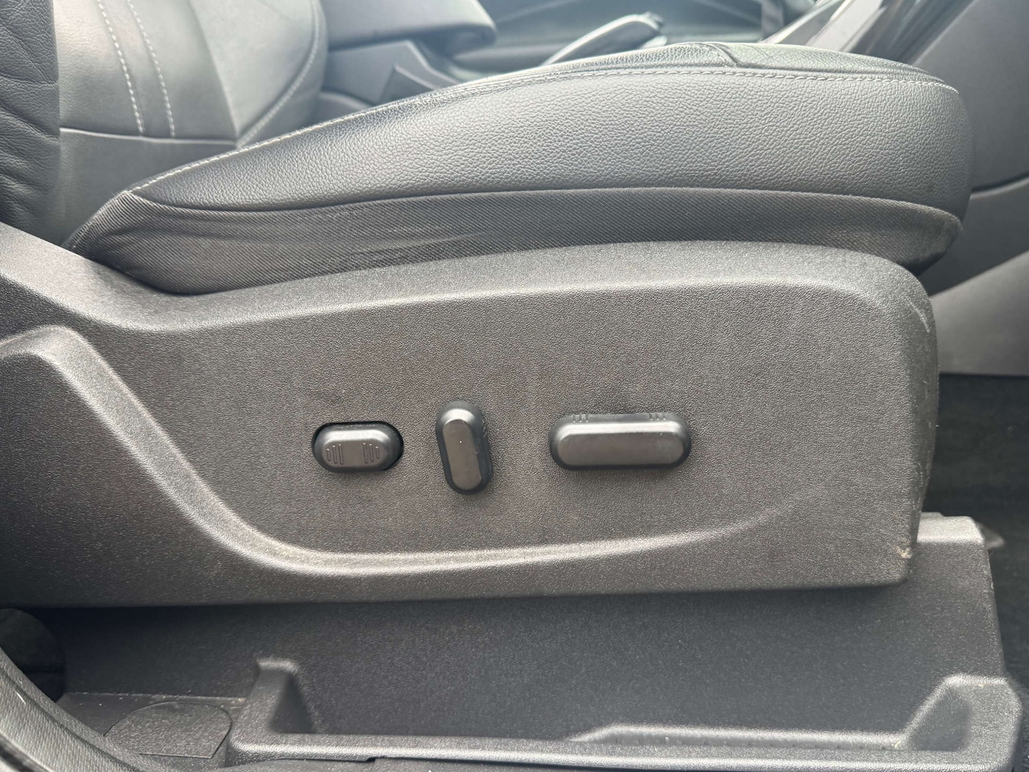 Used Ford Kuga 2013 for sale - 77288507: Photo 17