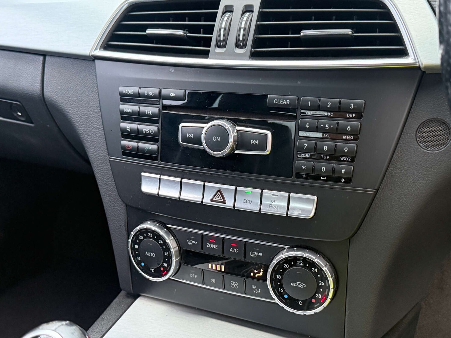 Used Mercedes-Benz C Class 2015 for sale - 77630687: Photo 18