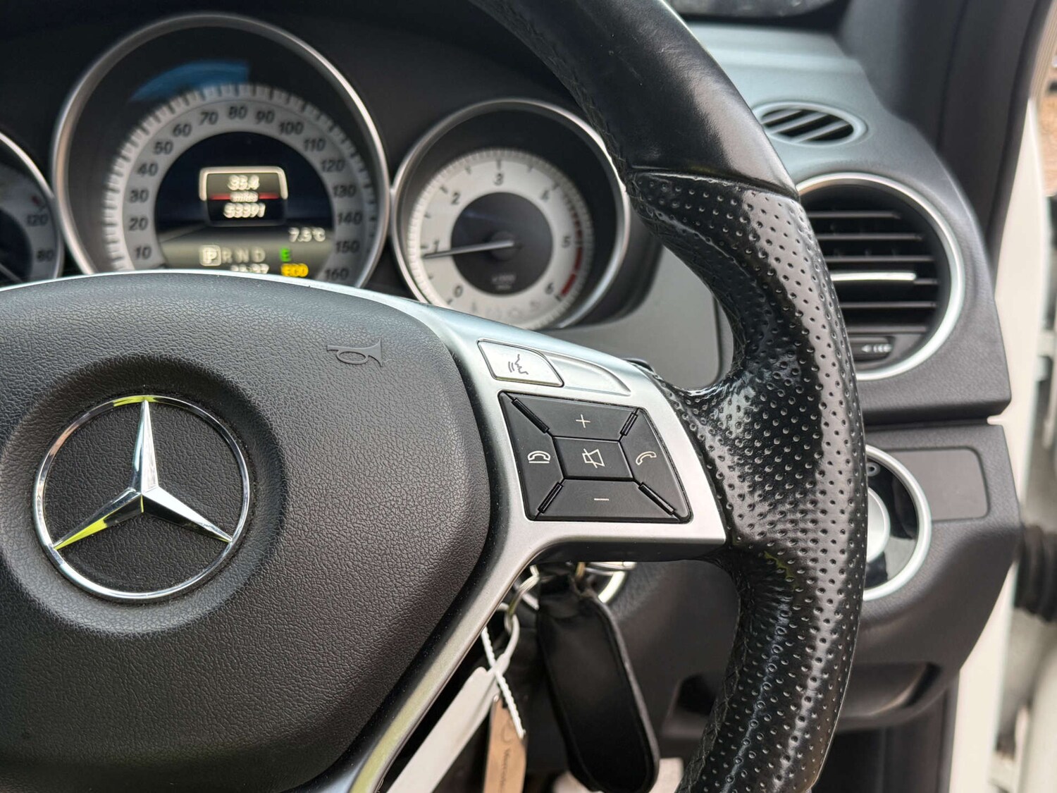 Used Mercedes-Benz C Class 2015 for sale - 77630687: Photo 23