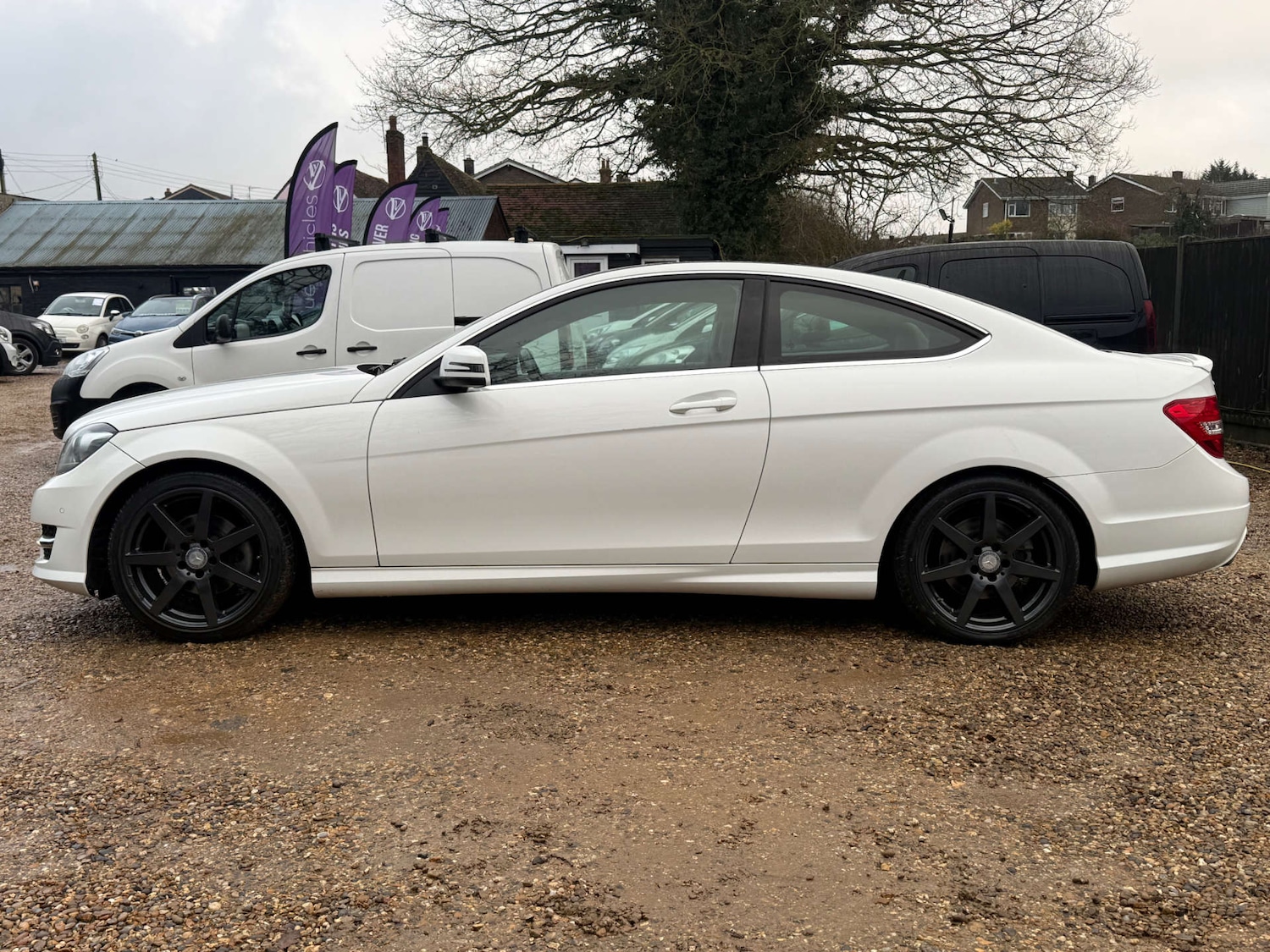 Used Mercedes-Benz C Class 2015 for sale - 77630687: Photo 4
