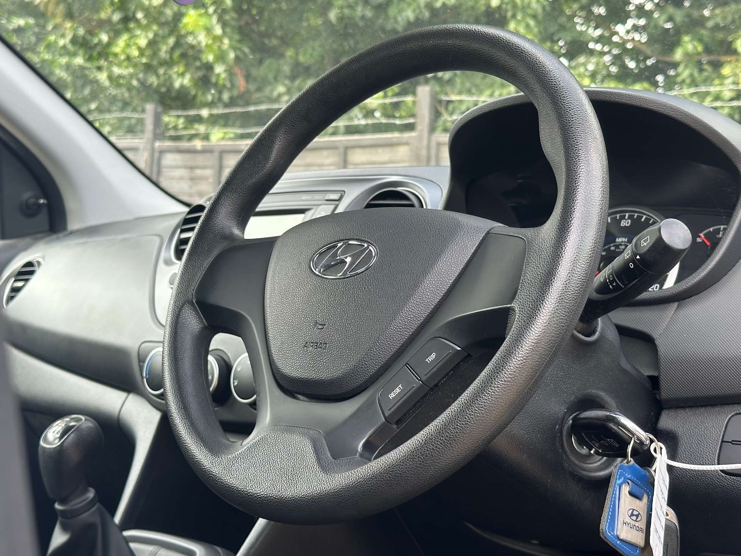 Used Hyundai i10 2017 for sale - 76481408: Photo 10