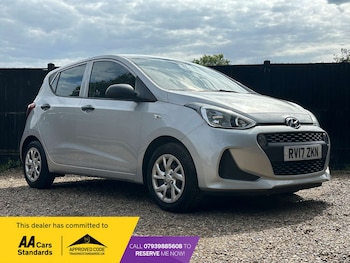Used Hyundai i10 2017 for sale - 76481408: Photo