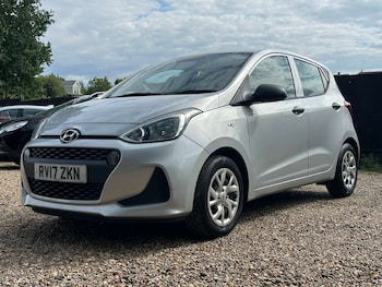Used Hyundai i10 2017 for sale - 76481408: Photo