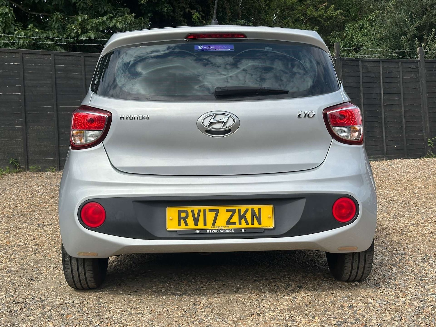 Used Hyundai i10 2017 for sale - 76481408: Photo 6