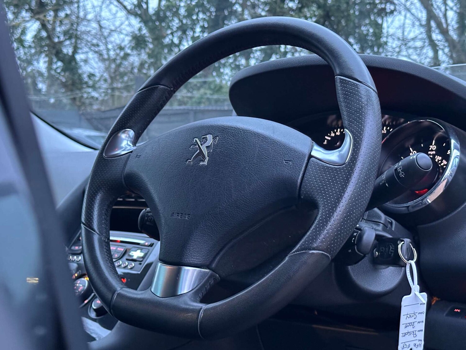 Used Peugeot 3008 2016 for sale - 77506851: Photo 10